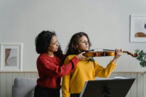 Violin Lessons at Maestro Musicians