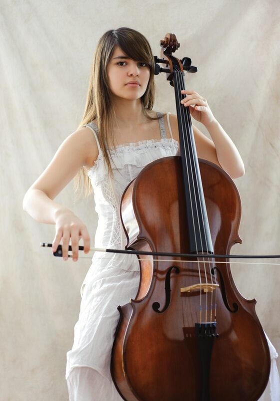 Girl-with-cello